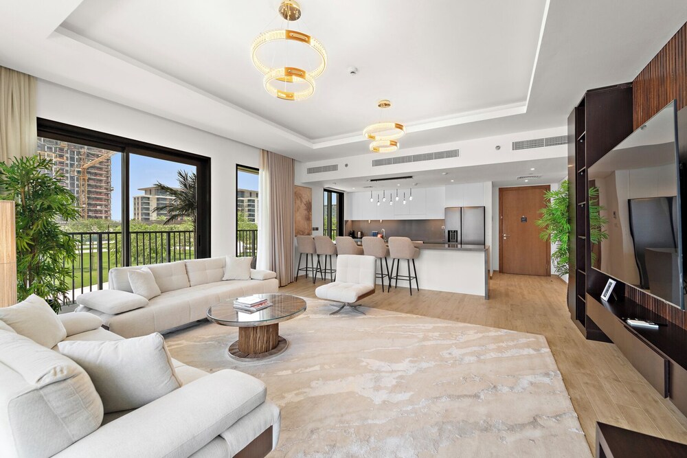 Stylish 3BR in the Heart of City Walk