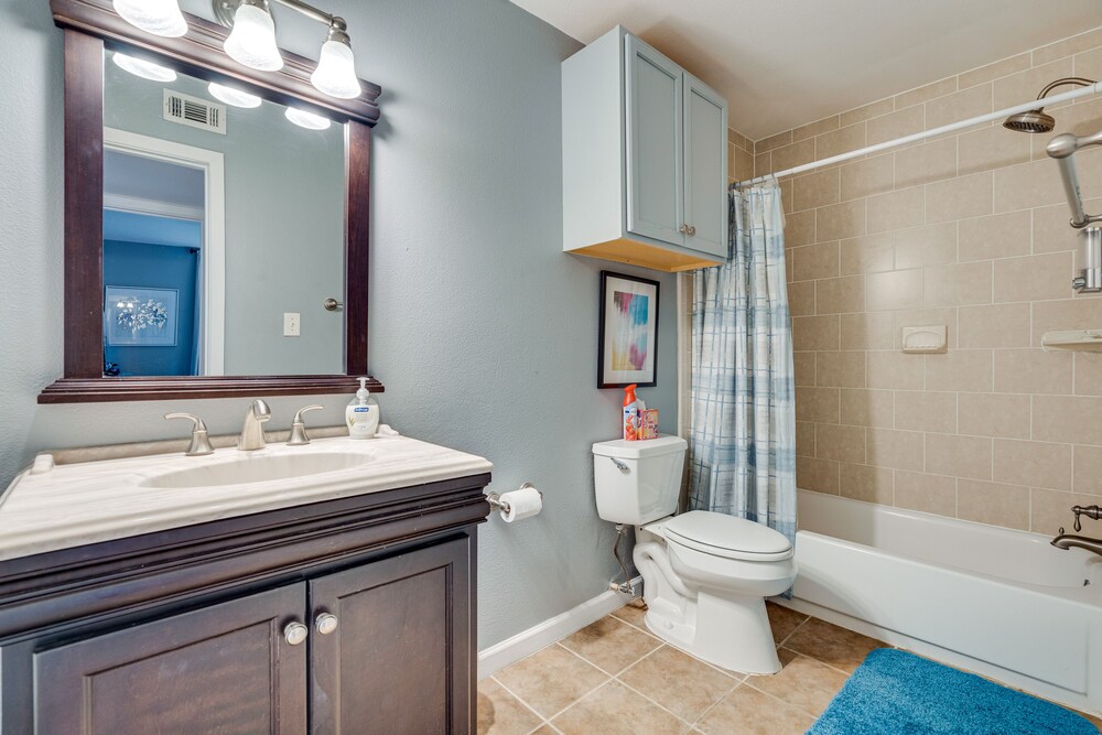 Modern Point Venture Vacation Rental w/ Deck! - Property Image 13
