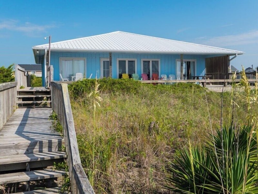 Polly's Place by Topsail Realty