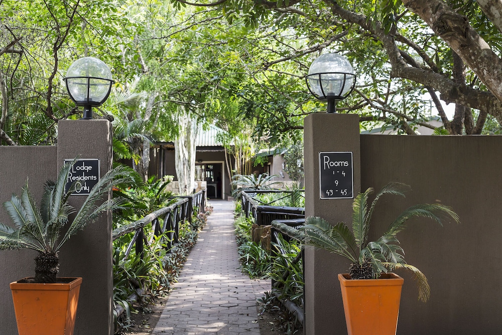 Emdoneni Lodge