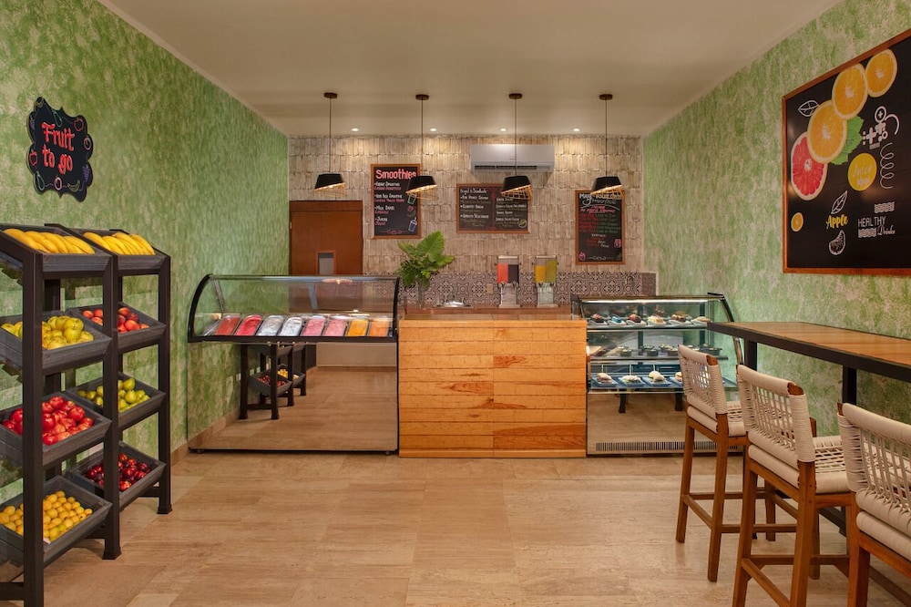 Dreams Sapphire Resort  Spa - All Inclusive - Property Image 82