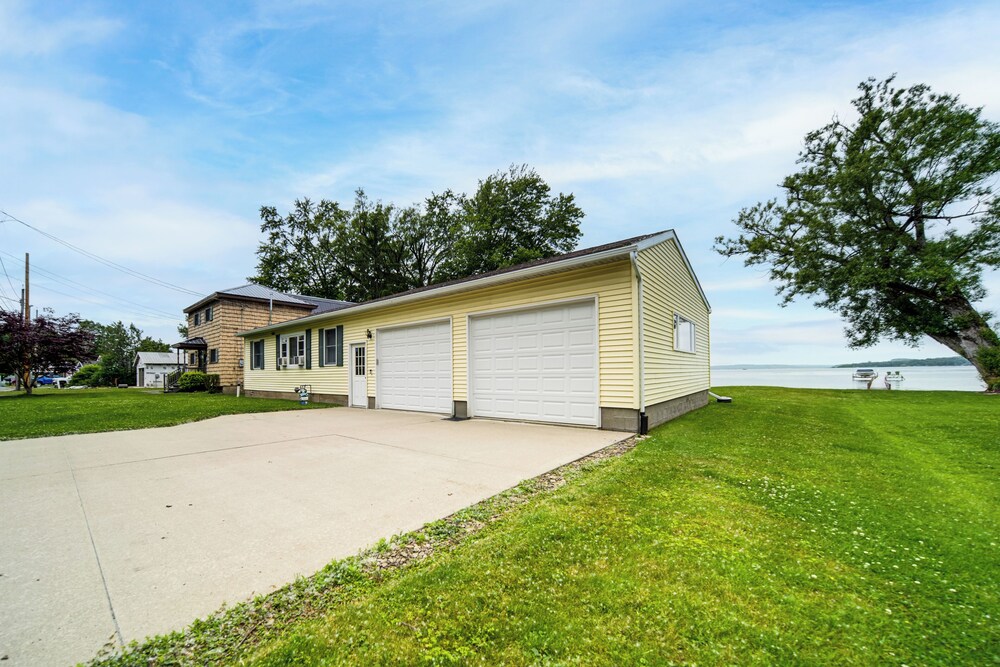 Waterfront Chautauqua Lake Home w/ Deck & Grill!