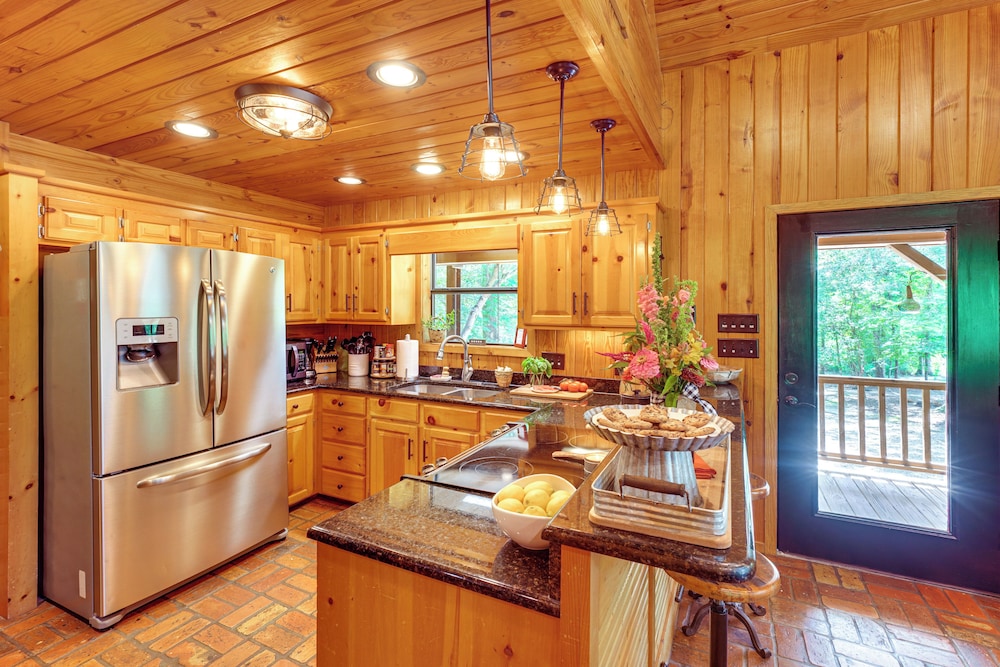 Riverfront Cabin w/ Outdoor Oasis in Seminary! - Property Image 34