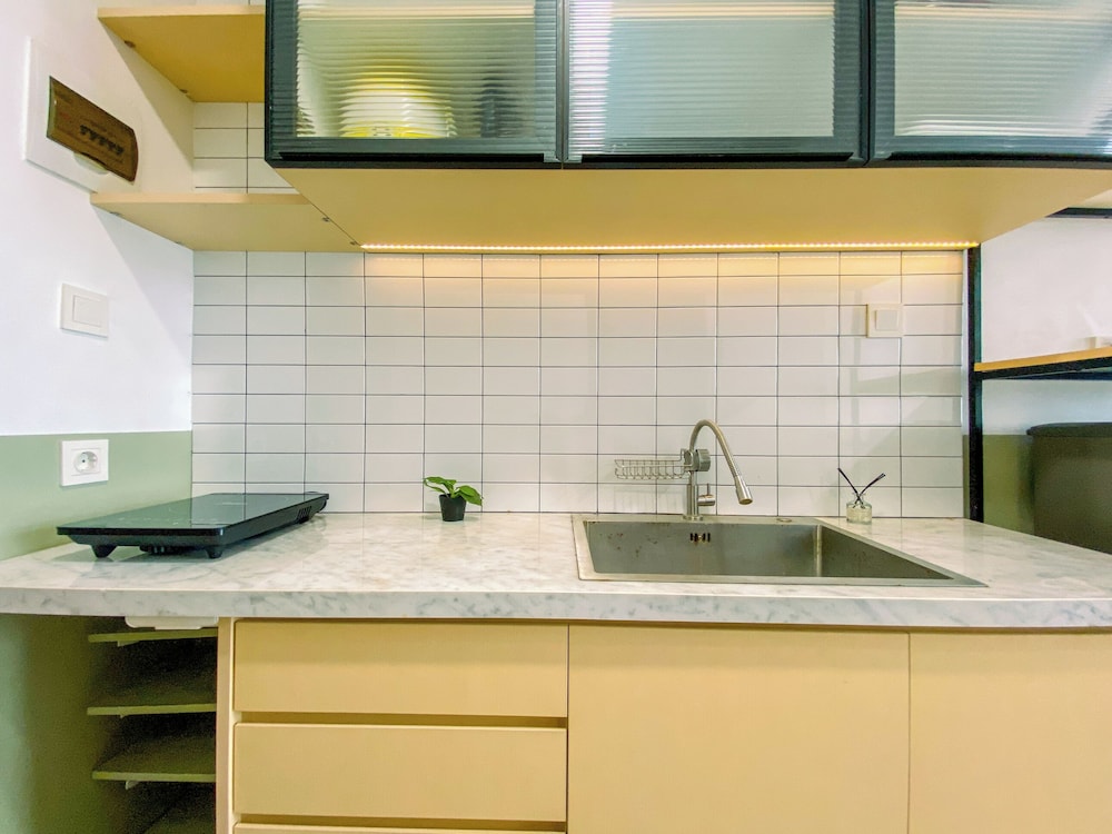 Best And Comfy Studio Apartment B Residence
