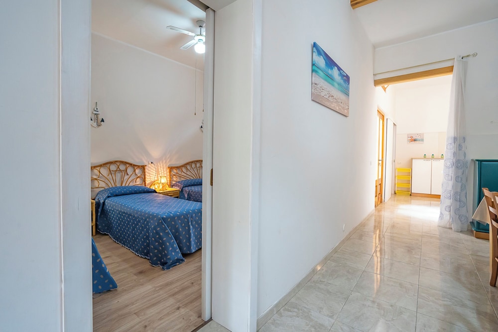 Brezza Apartment Near The Sea