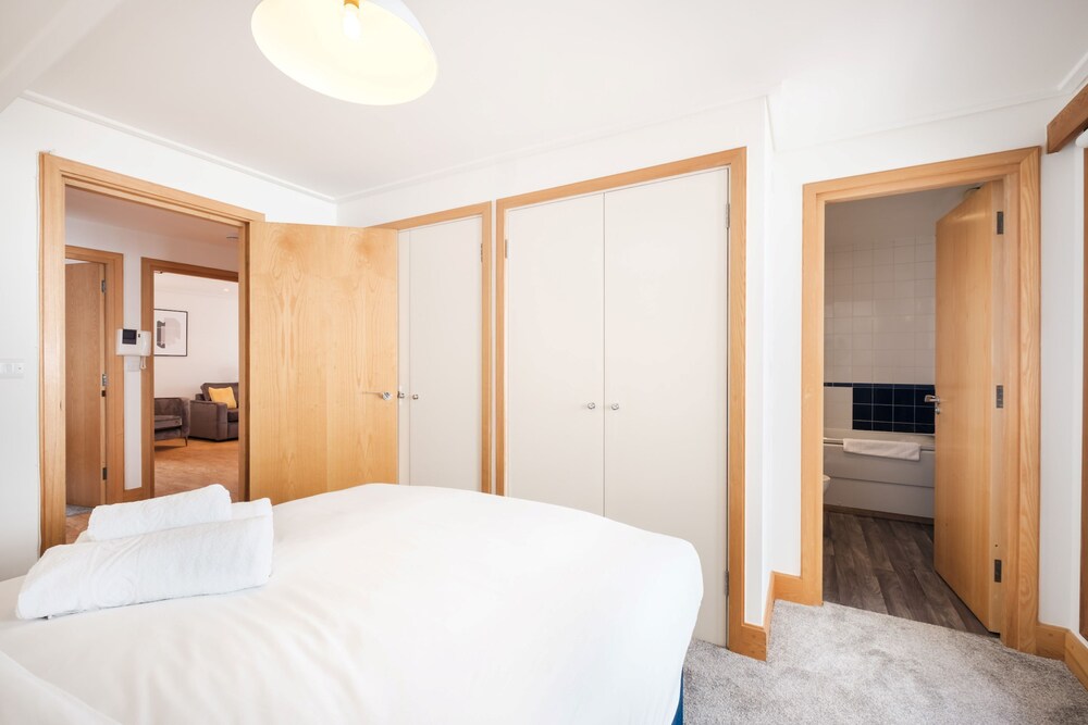 Holborn Penthouse Apartment with Terrace