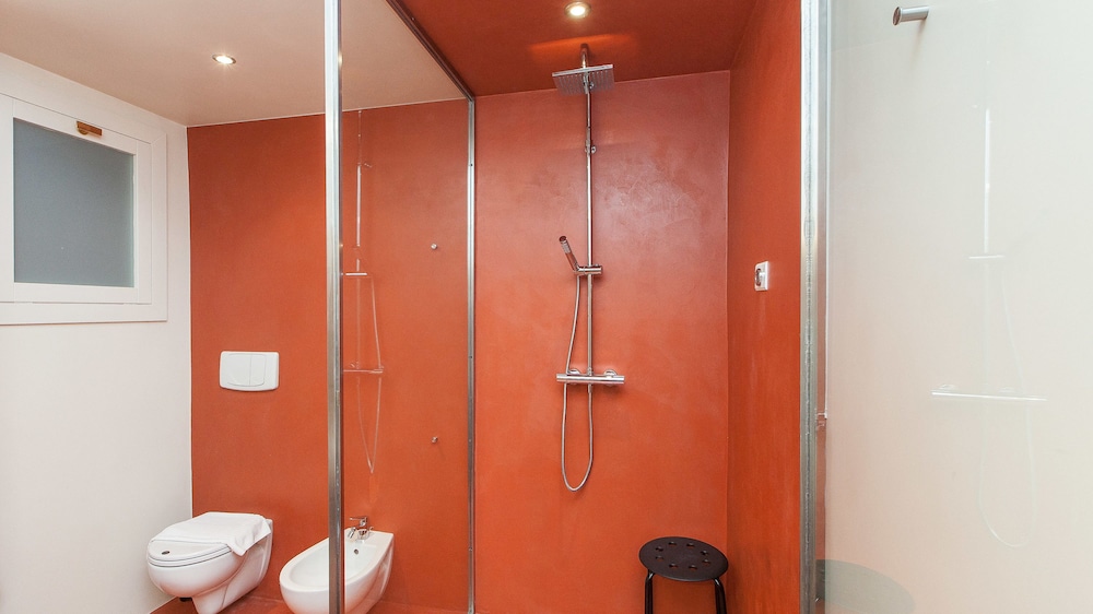 Rental in Rome Suite Spanish