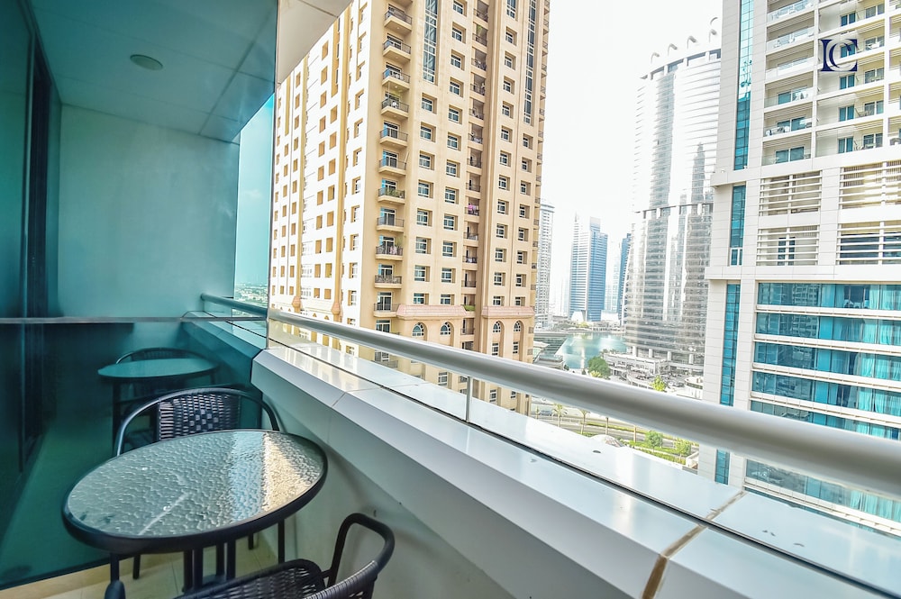 Chrs - Well-kept Furnished Studio