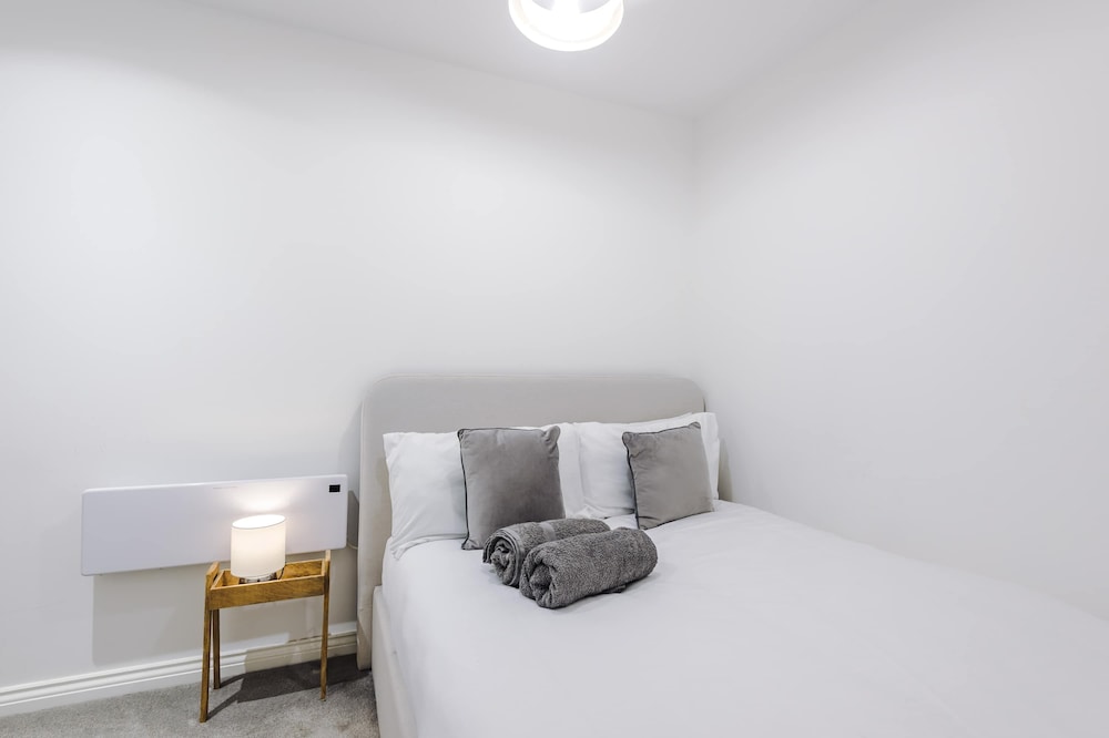 Stylish City Centre Apartment