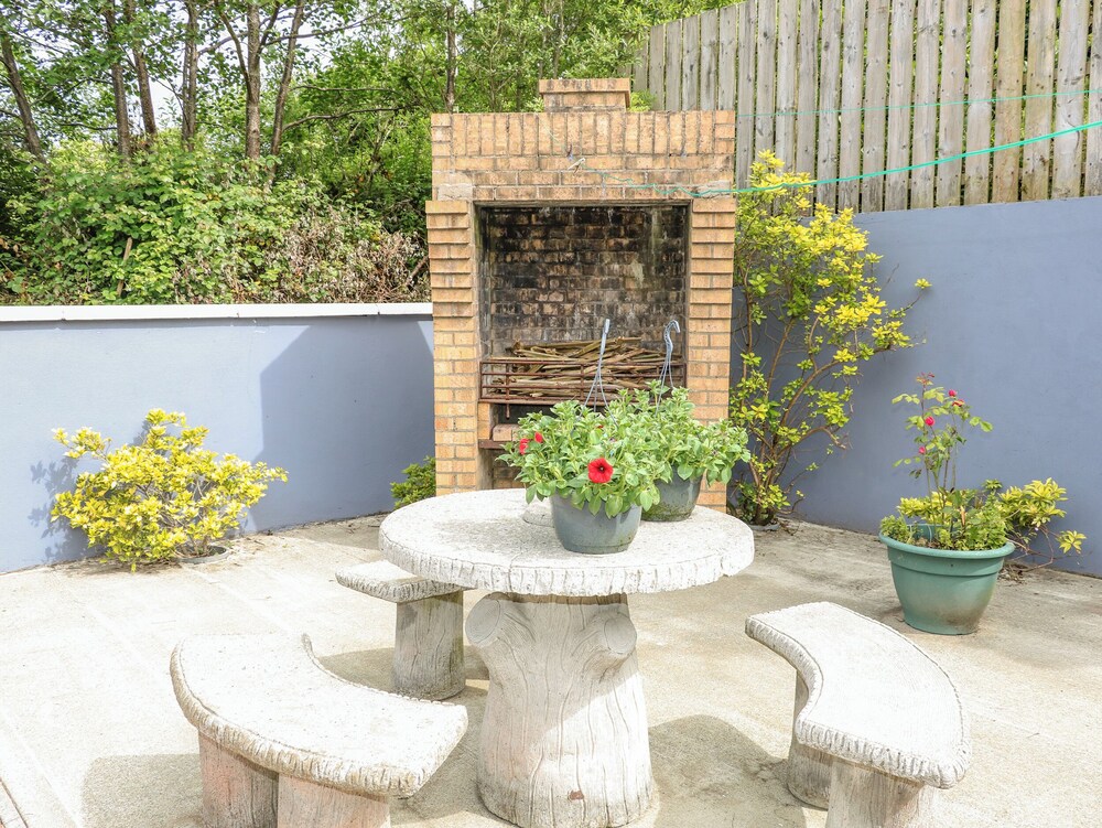 12 Hillview