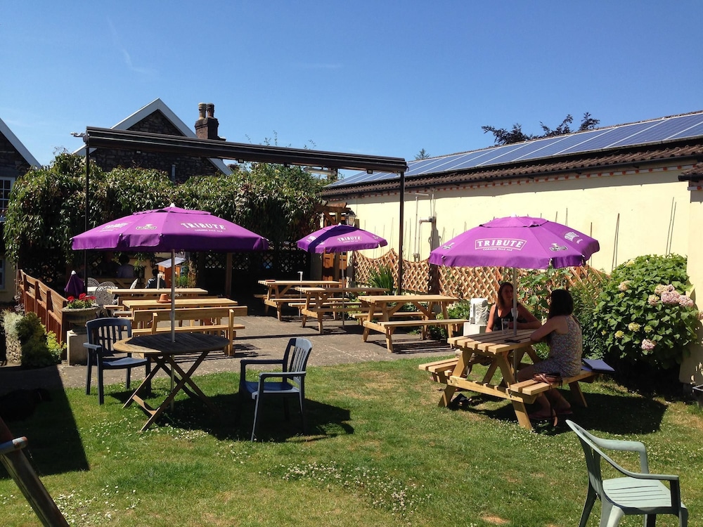 The George Inn
