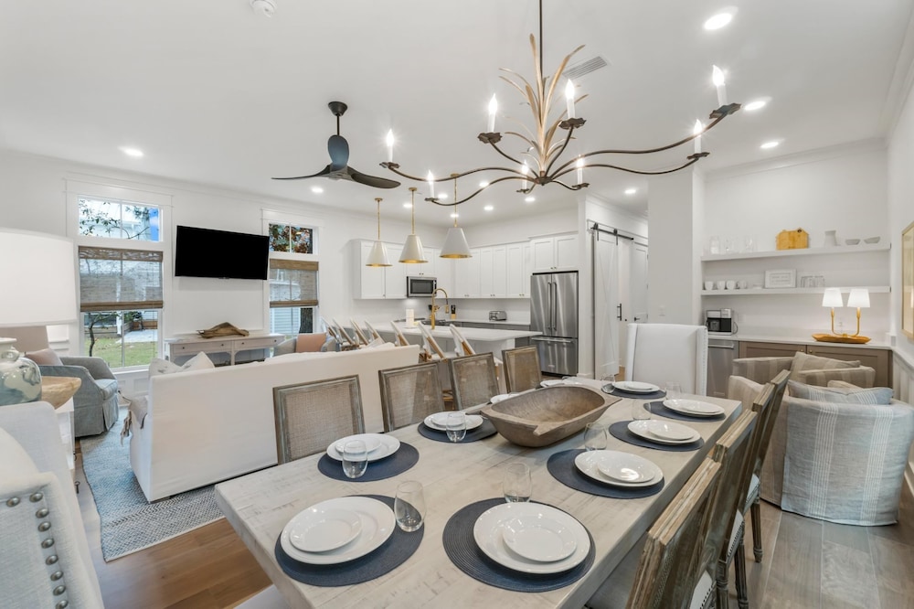 Magnolia Cottages by the Sea by Panhandle Getaways
