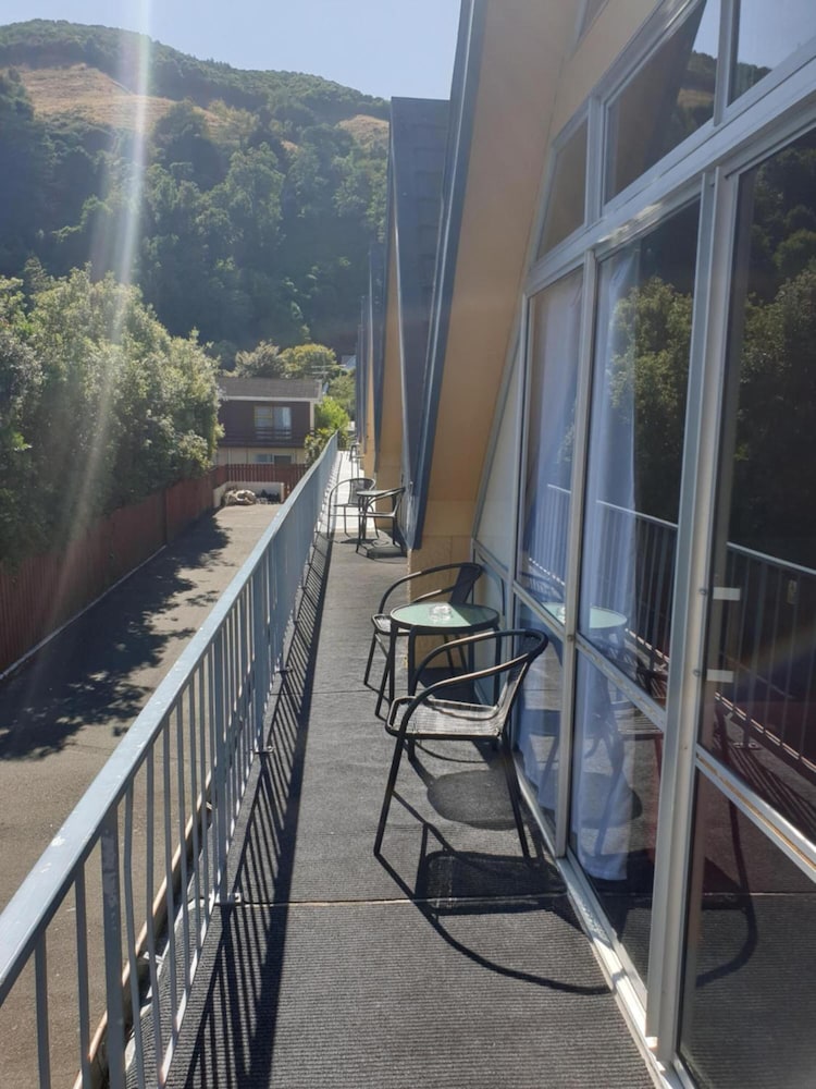 Milton Chalet Motel