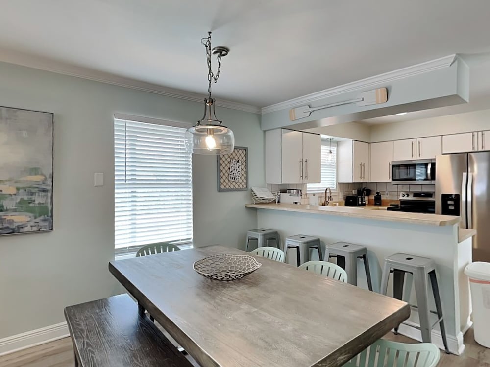 Serenity Cottage by Southern Vacation Rentals