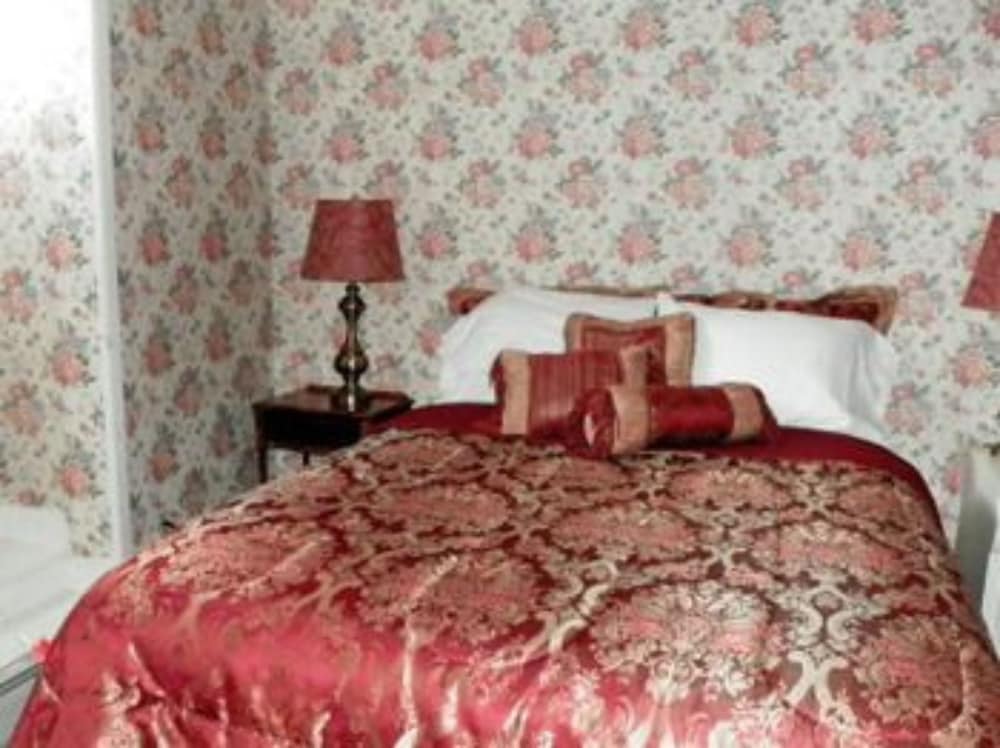 Marble Mansion Inn