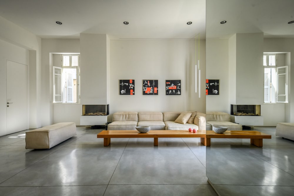 Modern & Bright 3BR apt with 2Balconies view 4