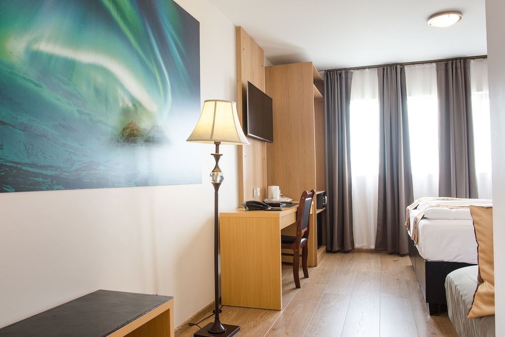 Hotel Jazz - Image 1