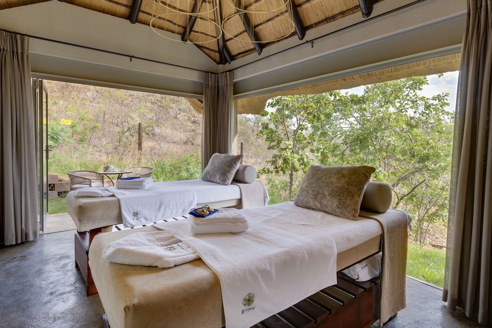 Bakubung Self-Catering Chalets