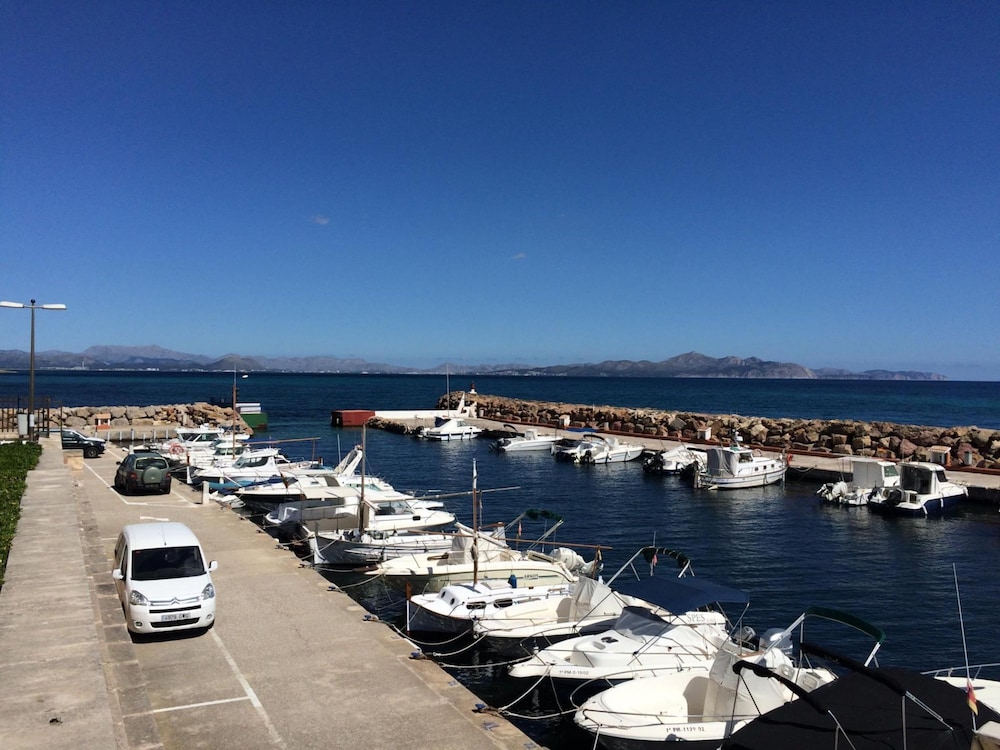 Son Serra Beach Apartment sea Views and Terrace
