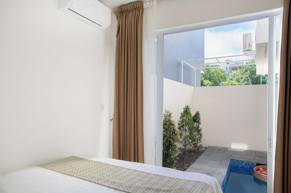 Azura Breeze Villas by Premier Hospitality Asia