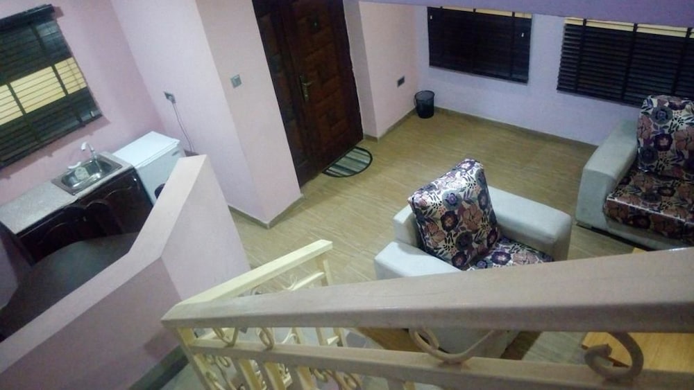 Ayoluyem Hotel view 4