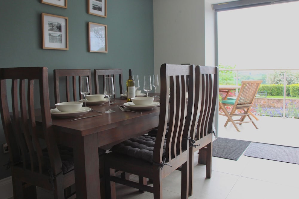 3 Clough Cottages
