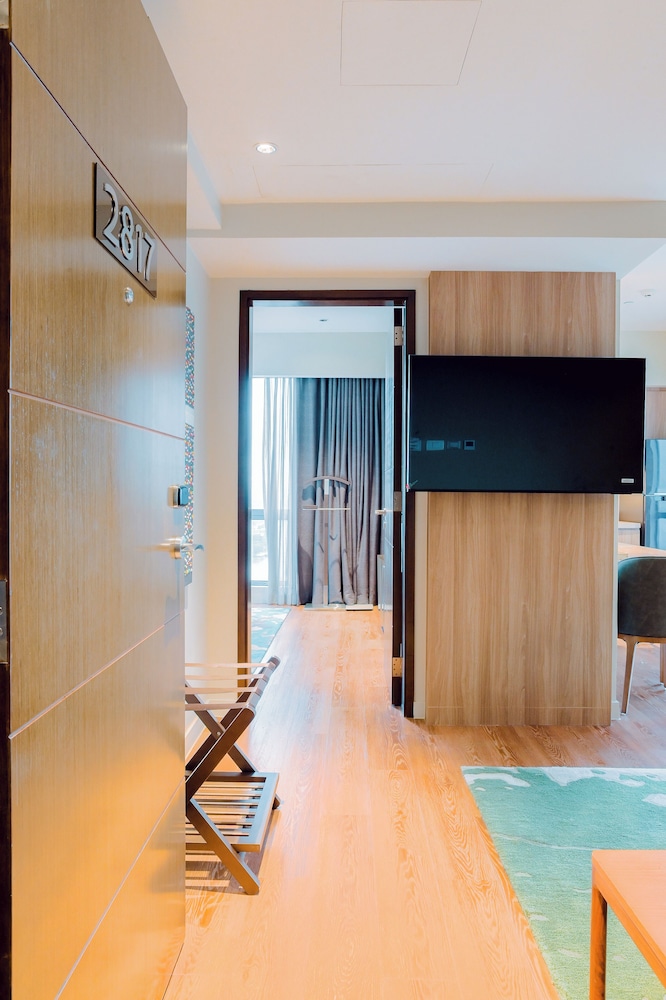 Hotel Residences at Acqua