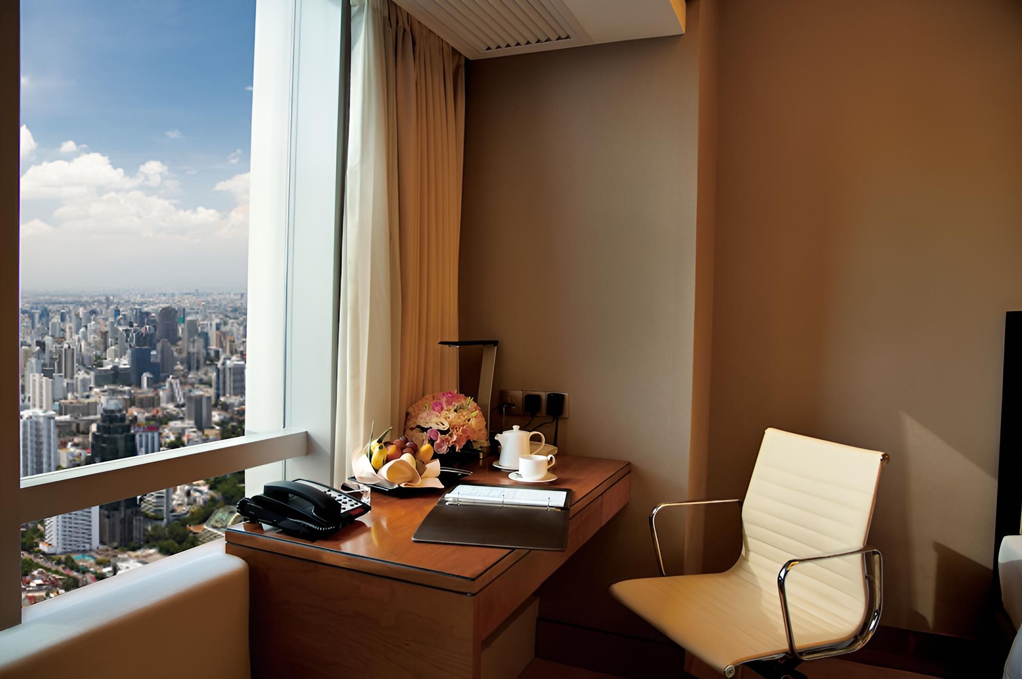 Vertical City Hotel