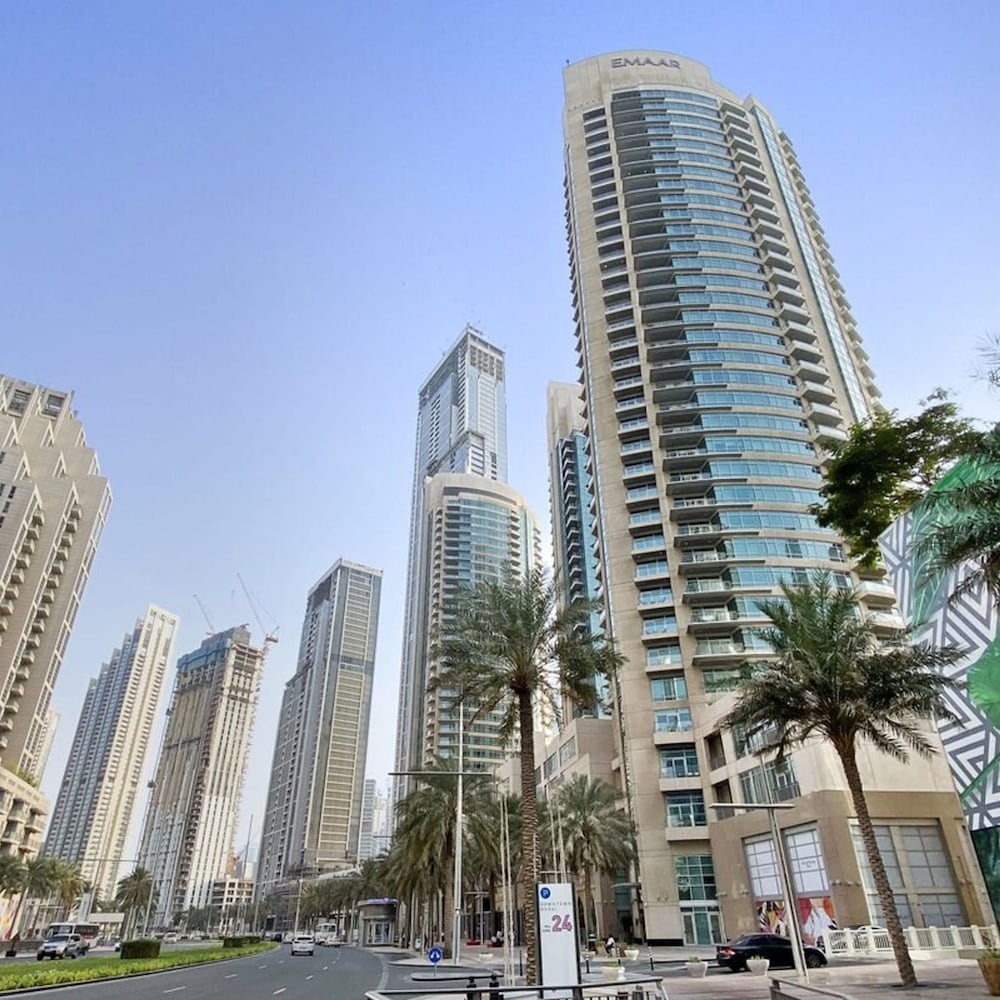 Silkhaus High Floor in Downtown Fully Furnished