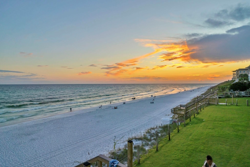 Blue Mountain Beach Villas 5A