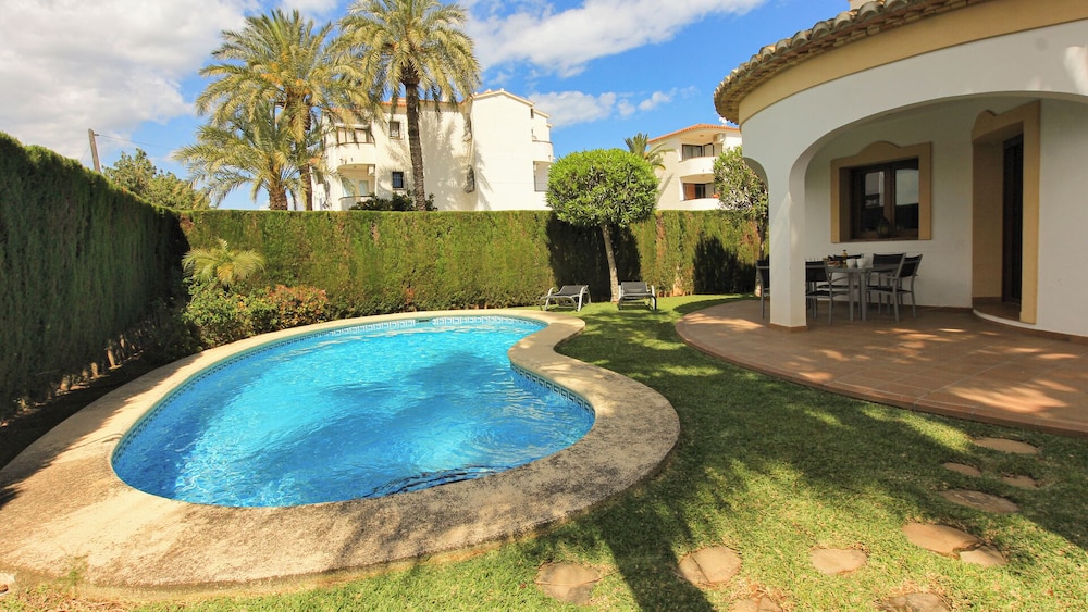 Villa el Palmar With 3 Bedrooms Close to the Beach