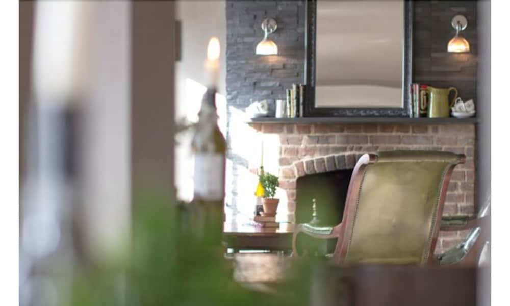 The Lion Hotel - Pub & Restaurant