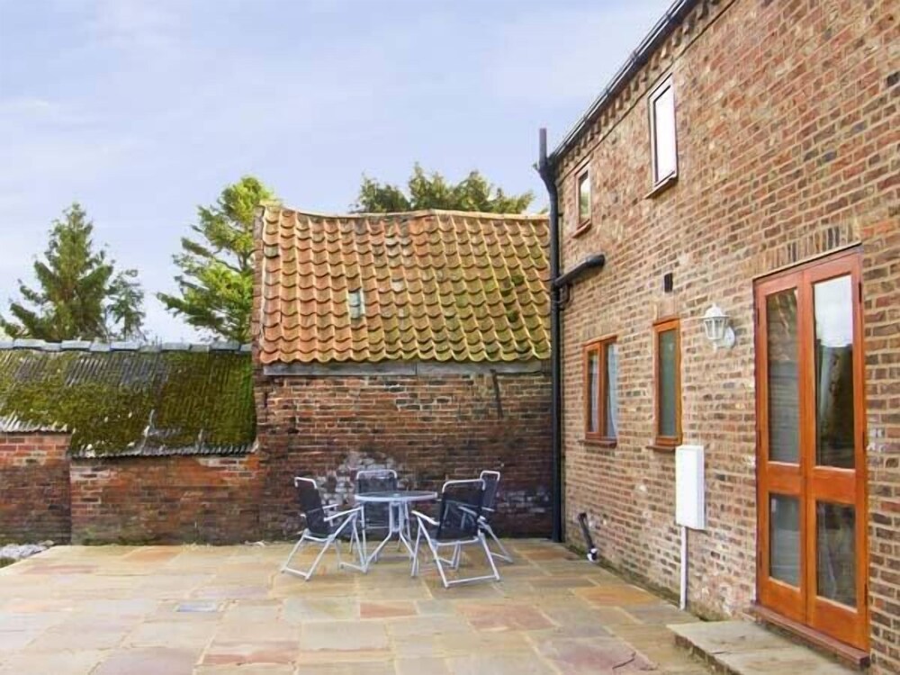 Croft Granary view 5