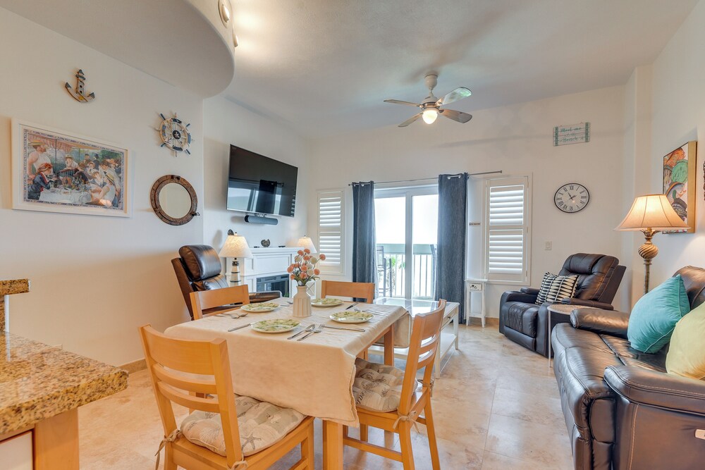 Walk to Galveston Beach: Family Condo w/ Pool