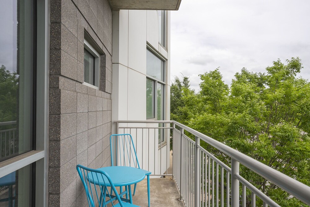 Unfurnished Condo | Amazing Layout with Balcony and In-building Storage Unit view 5