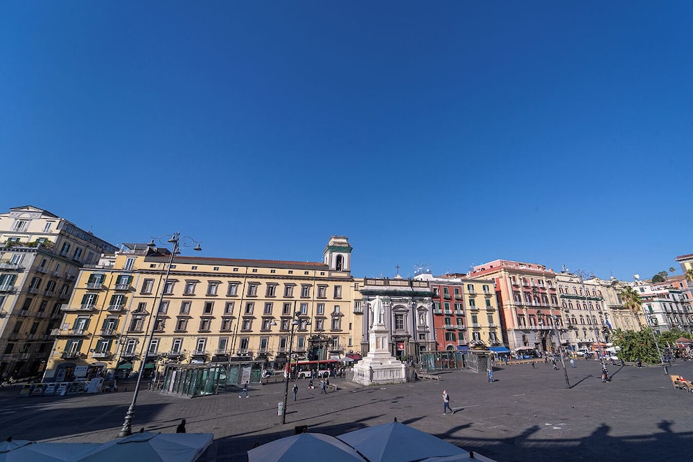 H.R. BOUTIQUE PORTO NAPOLI CENTRO by ClaPa Group Dislocated Hospitality