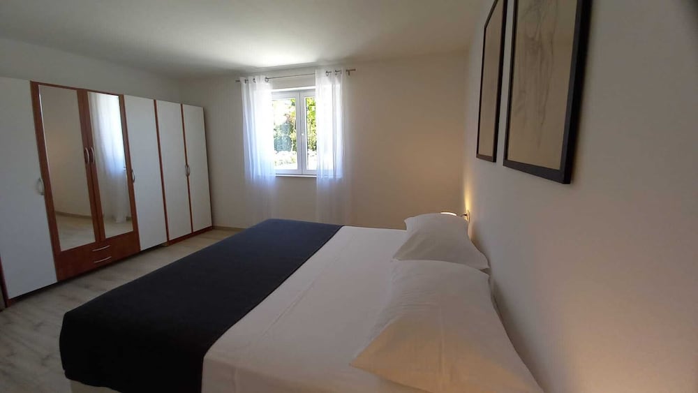 Mocici apartments view 3