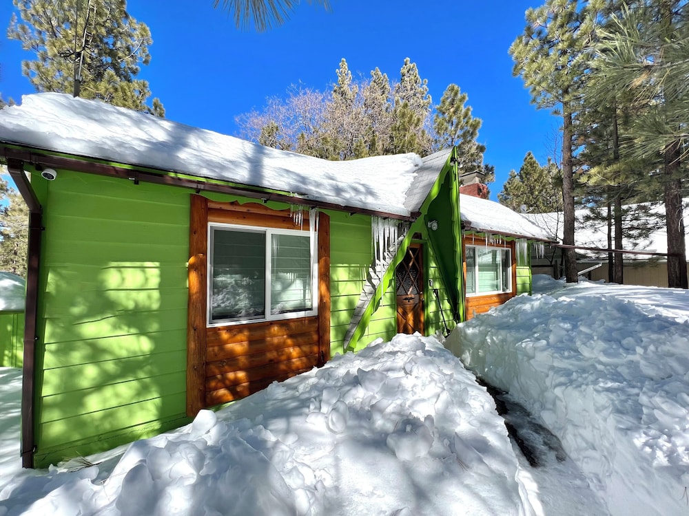 Hotel Robinsons Roost - Image 1