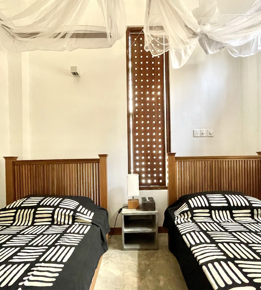 Isana Beach House