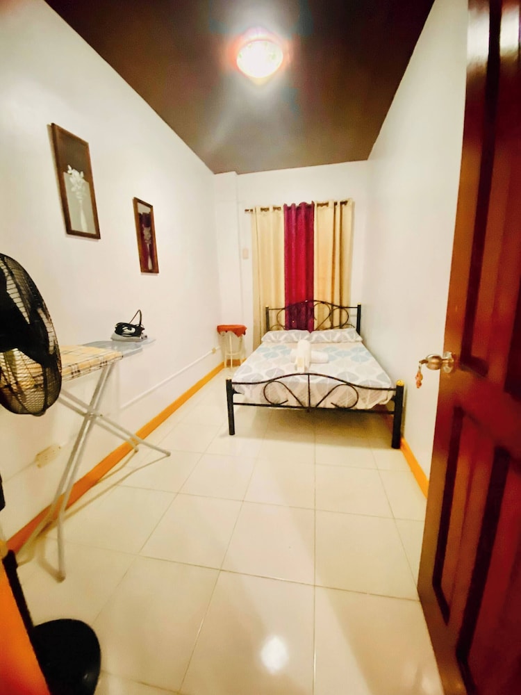 Len's Staycation 3bdr-2br-downstairs ,netflix&wifi