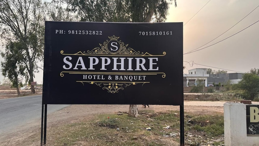 Sapphire Hotel & Banquet