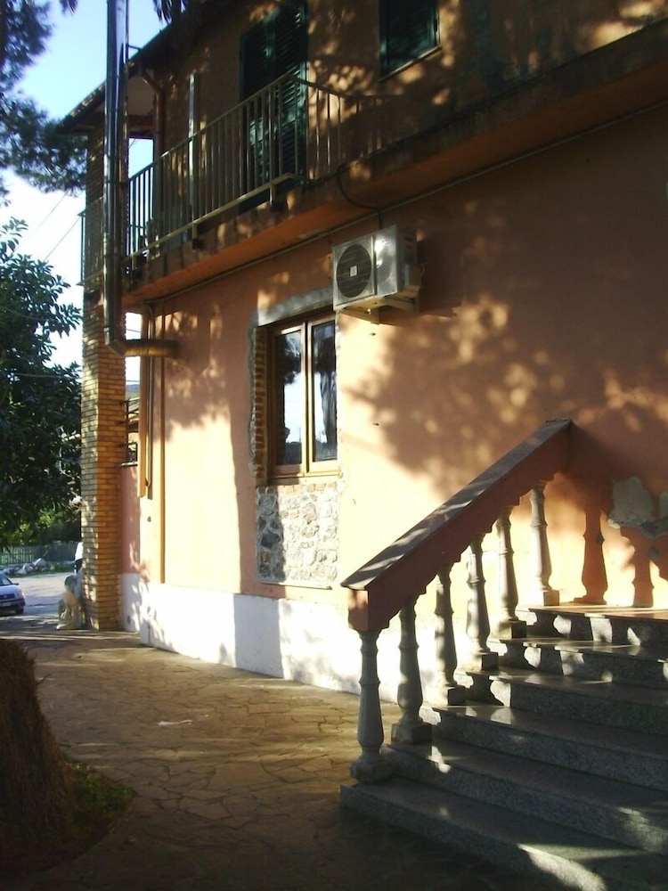Agriturismo La Spina Santa