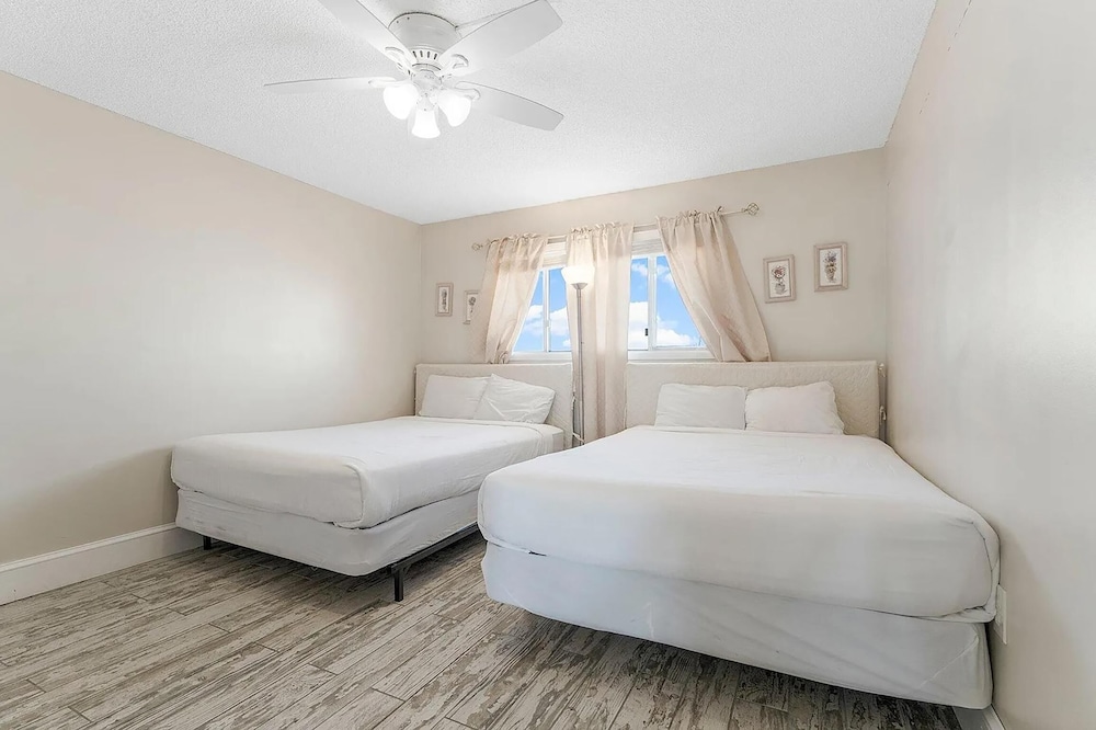 Regency Towers 1212