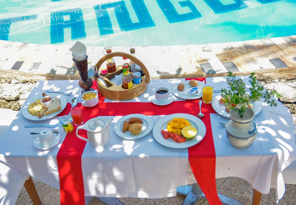 Best Western Jangwani Sea Breeze Hotel