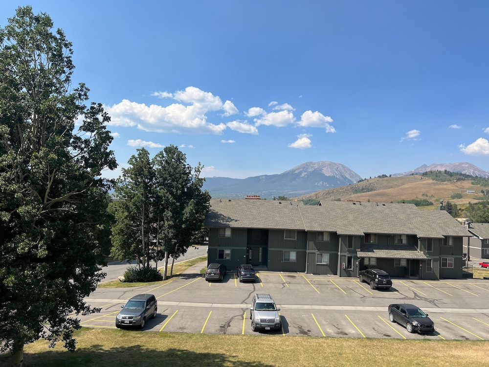 Dillon Valley East 2 Bed 2 Bath Dvjt