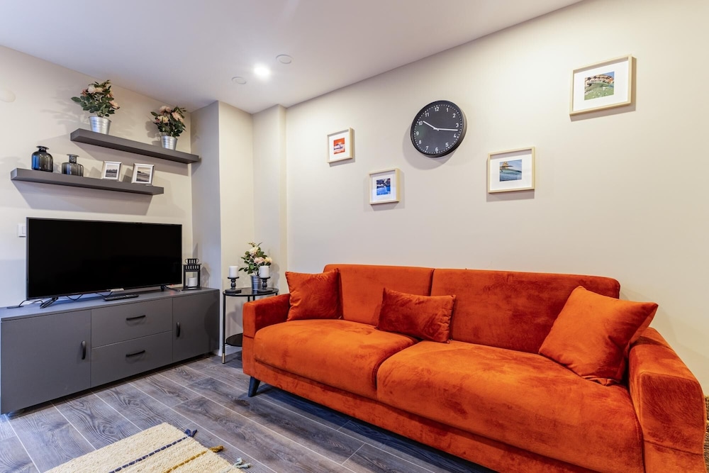 Fully Furnished Magnificent Flat in Sisli