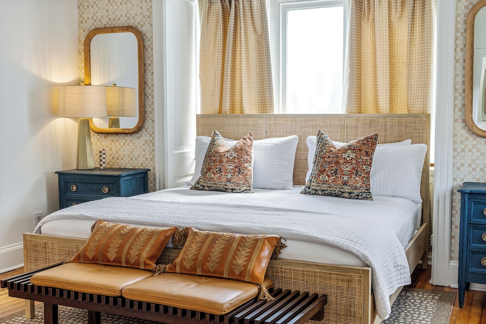 Swann House Historic Dupont Circle Inn
