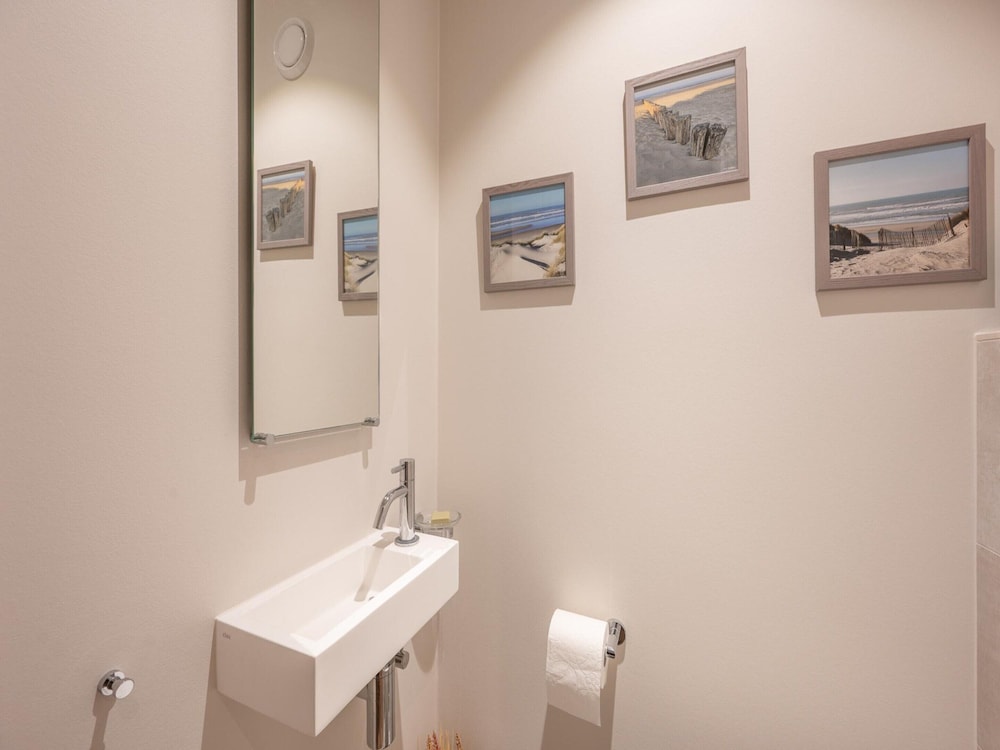 Apartment in Duinbergen Near Sailing School
