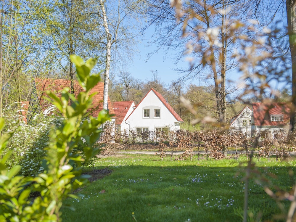 Restyled Holiday Home, on a Holiday Park at 20 km. From Nordhorn