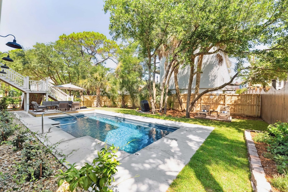 Windward House by Avantstay Walk to Beach + Restaurants Saltwater Pool